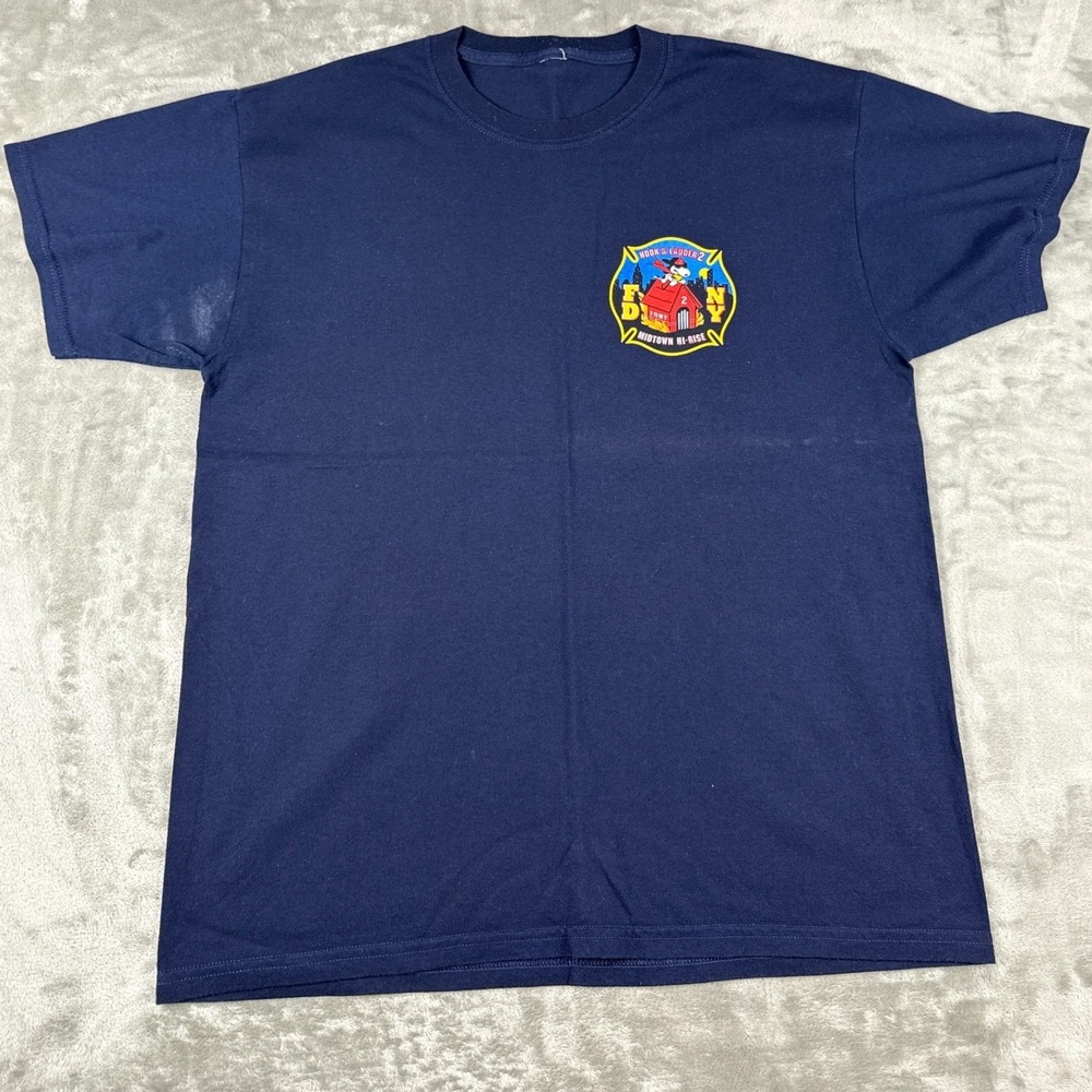 Collectible FDNY‎ Hook & Ladder 2 Snoopy Graphic T-Shirt 2 Truck Peanuts Large